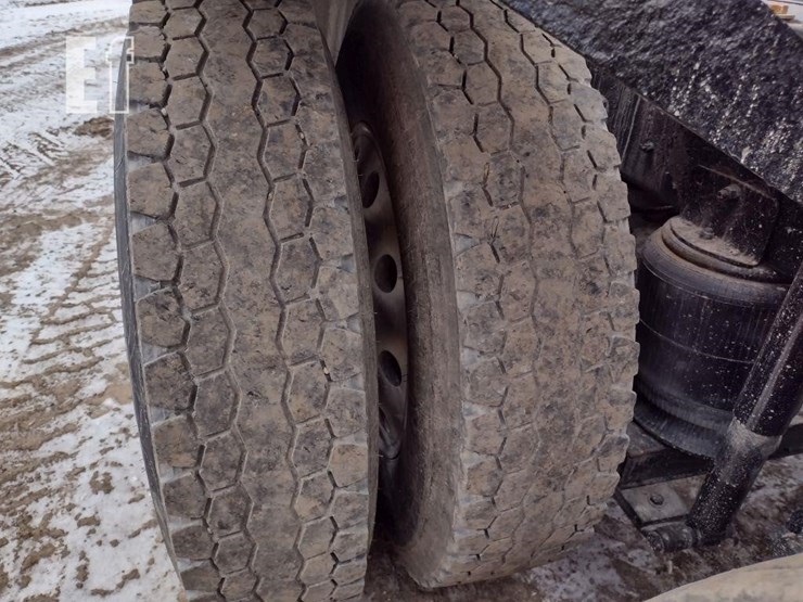 2000-international-9900-image-34