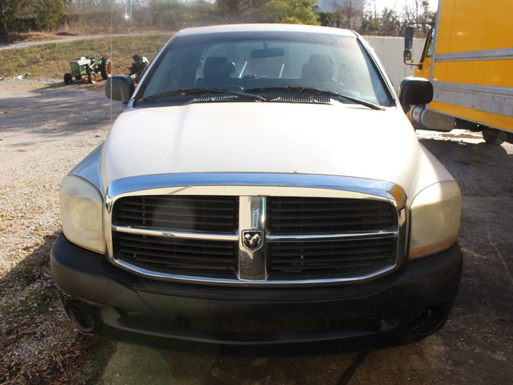 2006-dodge-ram-1500-image-3