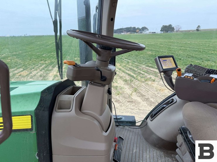2012-john-deere-7215r-image-69