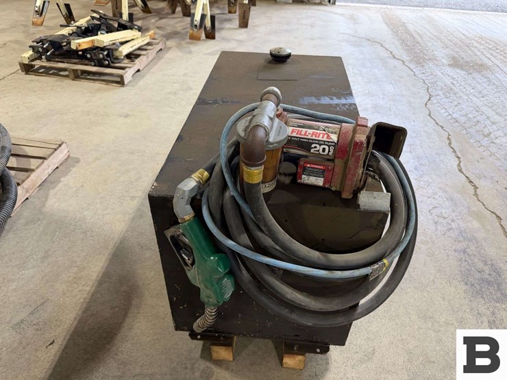 full-transport-tank,-fill-rite-20gpm-pump---pasco,-wa-image-4