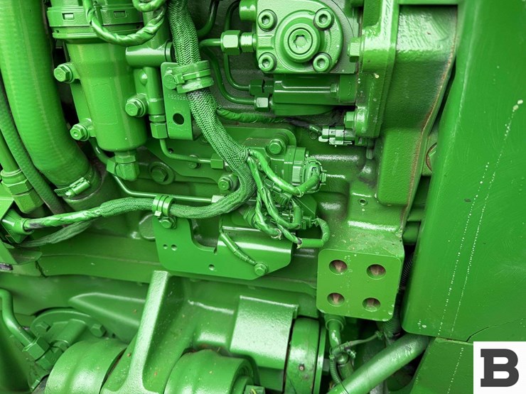 2012-john-deere-8335r-image-75