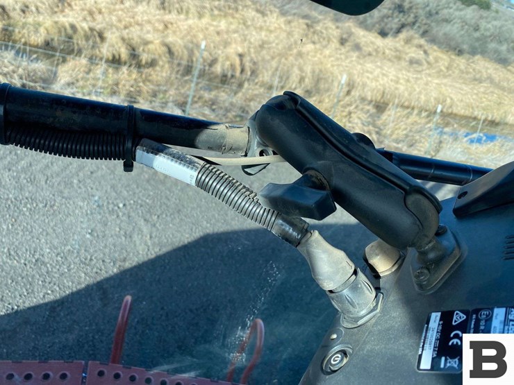 2007-case-ih-480-image-92