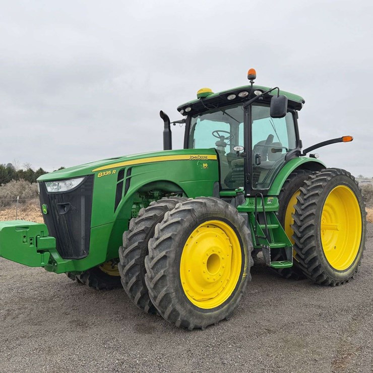 2012 JOHN DEERE 8335R