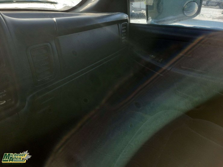 1999-chevrolet-silverado-1500-image-13