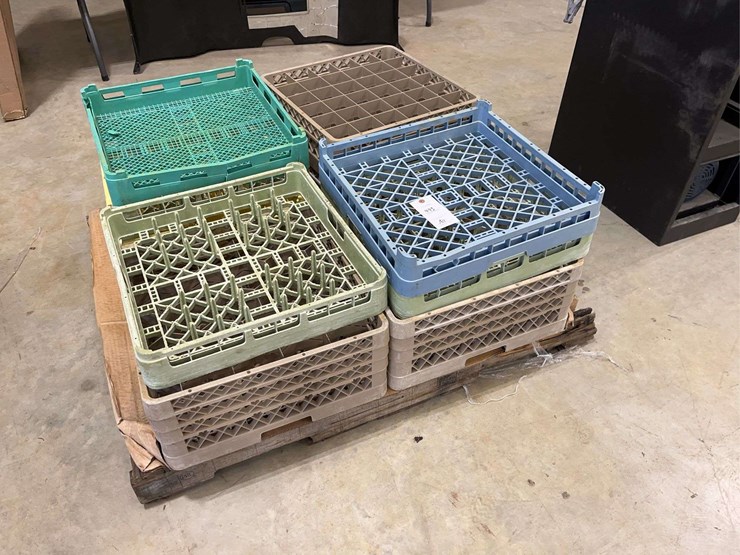 pallet-of-carrying-crates-image-5