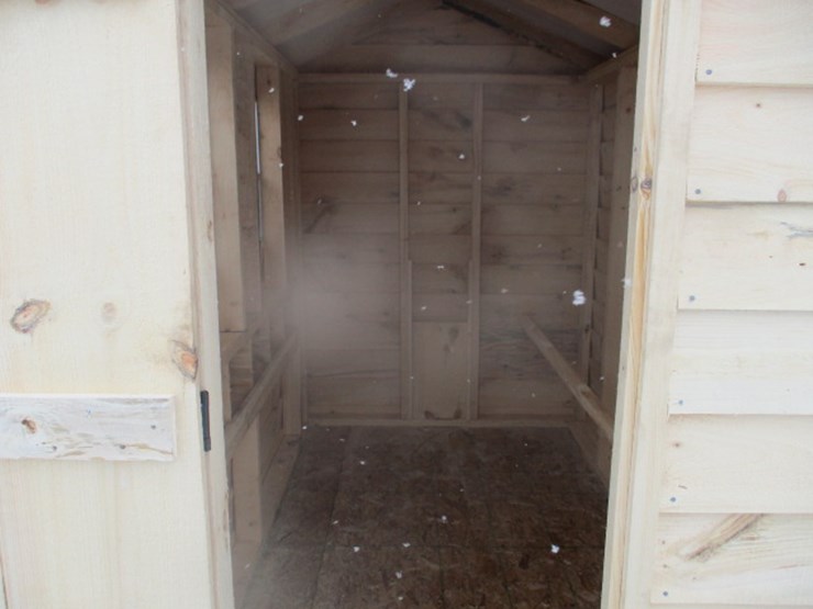 #7013-•-5x8-chicken-coop-image-5