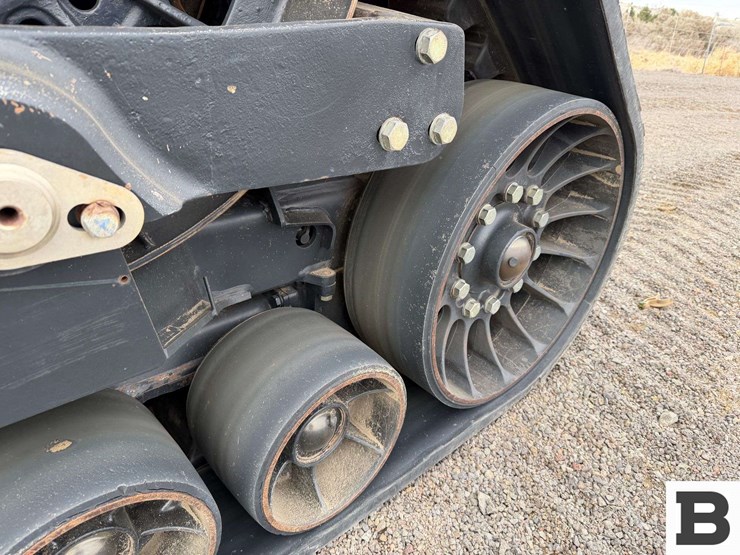 2012-case-ih-600-image-28