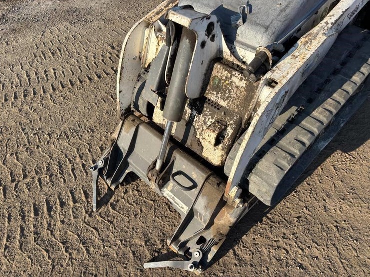 2014-bobcat-mt55-image-11