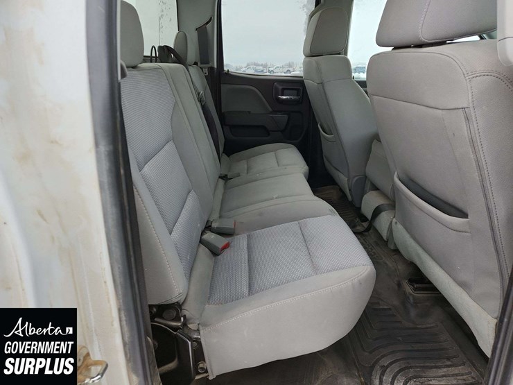 2019-chevrolet-silverado-1500-image-17