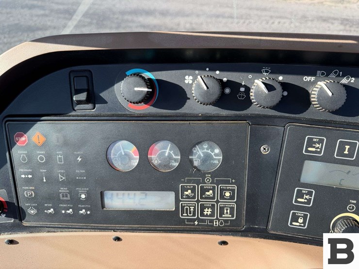 1997-john-deere-8300-image-68