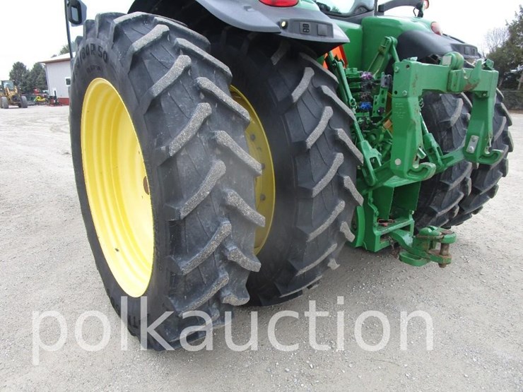 2014-john-deere-8295r-image-11