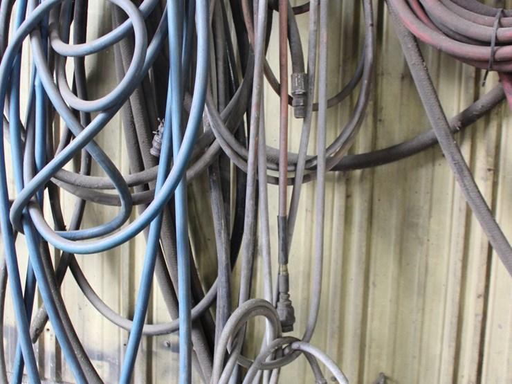 lot-of-various-hoses-image-2