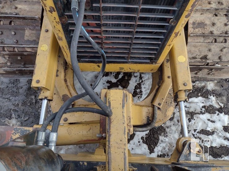 2005-caterpillar-d4g-xl-image-20