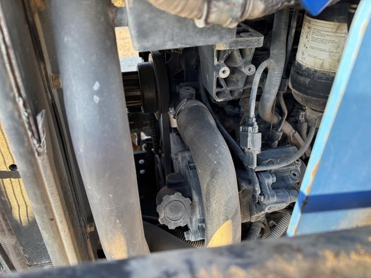 2017-new-holland-workmaster-40-image-48