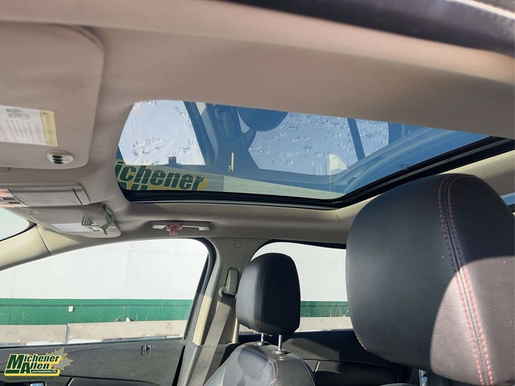 2012-ford-edge-image-23