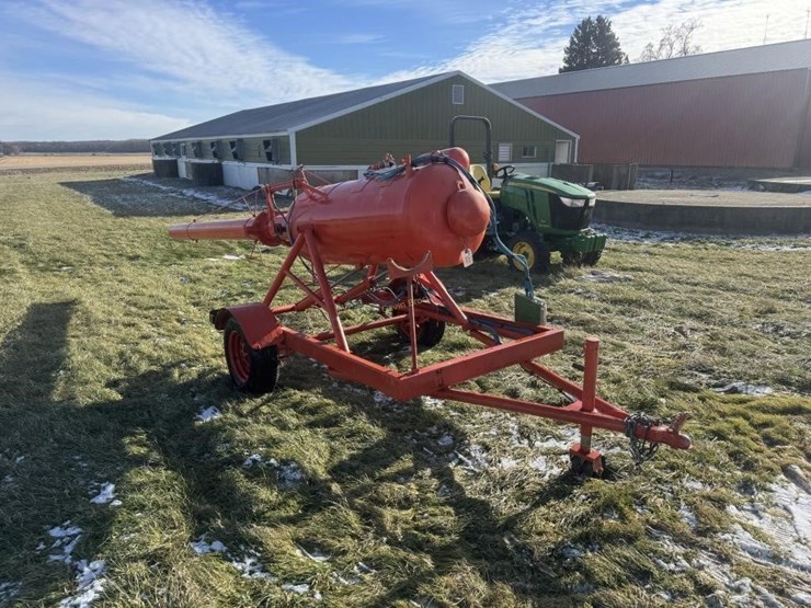 air-powered-pumpkin-cannon-image-4