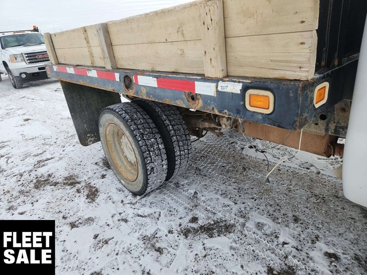 2013-ford-f450-image-38