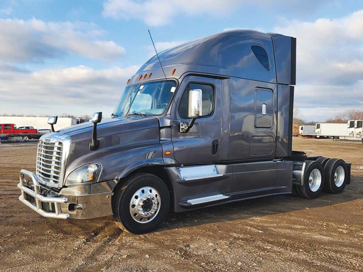 2020-freightliner-cascadia-125-image-1