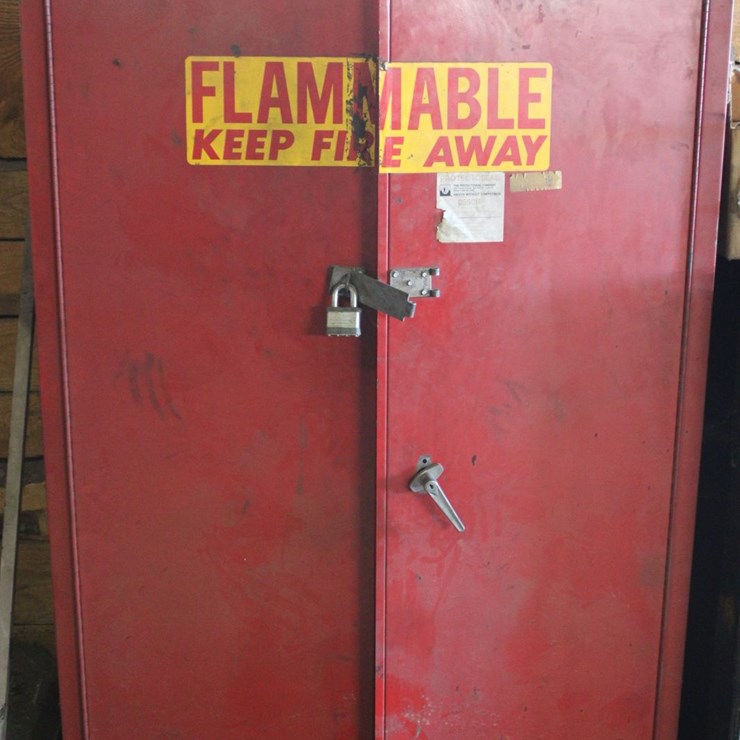 Flammable Content Cabinet With Content