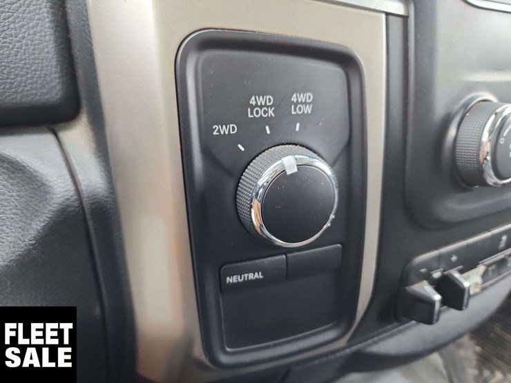 2015-ram-3500-slt-image-22