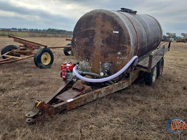 1000-gal-nurse-tank-on-trailer:-new-pump-image-11