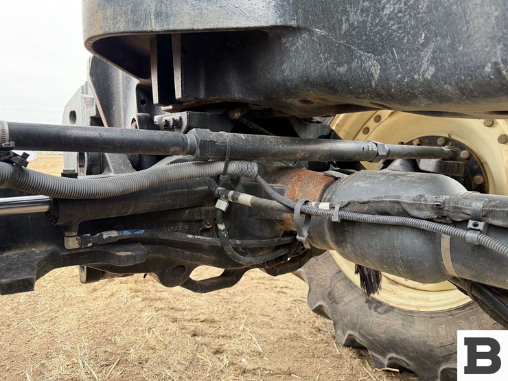 new-holland-t8.330-image-21