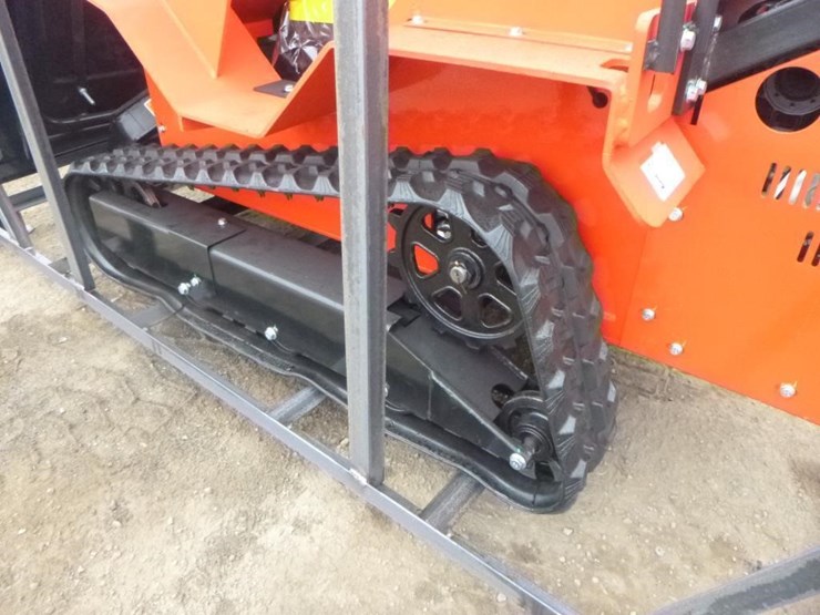 2025-agt-sda-140t-skid-steer-track-loader-image-22