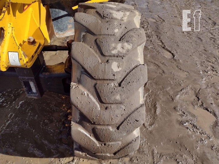 2013-jcb-527-55-image-18