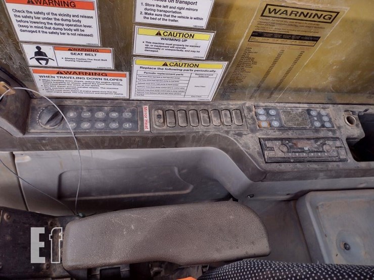 2017-morooka-mst3000vd-image-8