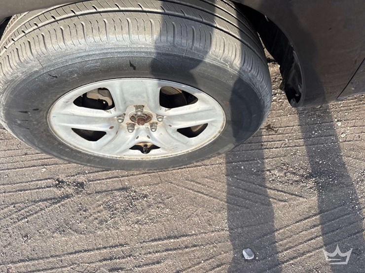 2010-toyota-rav4-image-31