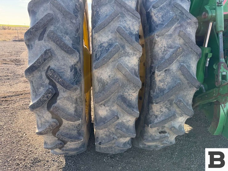 1997-john-deere-8300-image-26