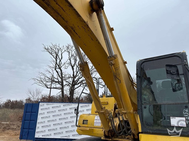2013-komatsu-pc360-image-24