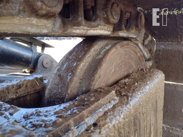 2013-caterpillar-314e-lcr-image-32