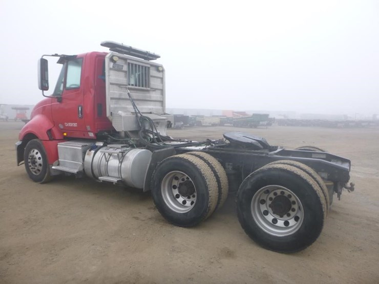 2017-international-prostar-image-4