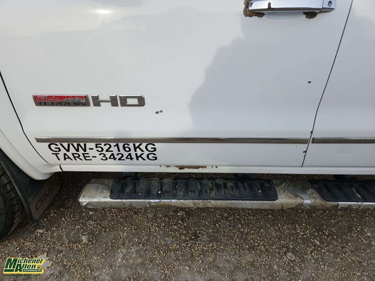 2017-gmc-sierra-3500hd-image-41