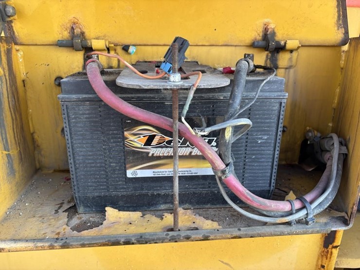 2008-deere-772d-image-72