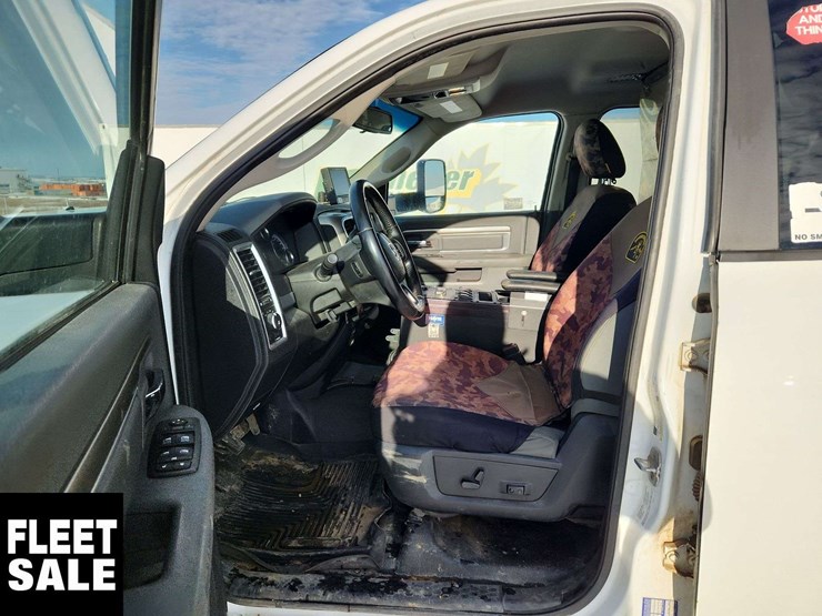 2014-ram-4500-slt-image-14