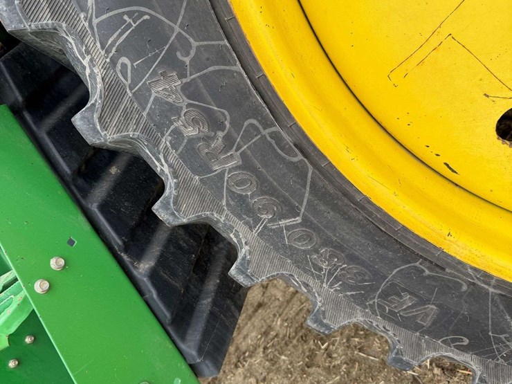 2012-john-deere-7215r-image-20