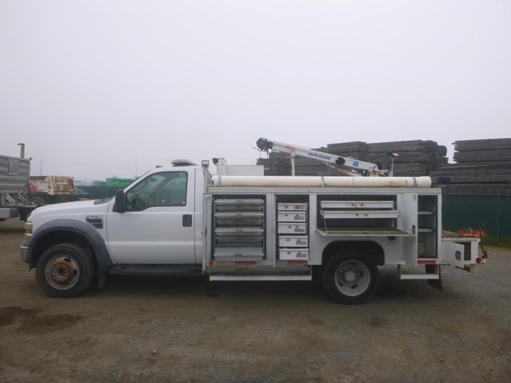 2009-ford-f550-image-5