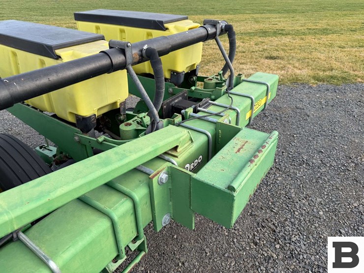 john-deere-1720-image-17