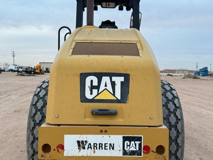 2013-caterpillar-cs56b-image-7