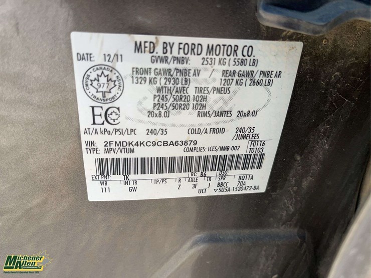 2012-ford-edge-image-28