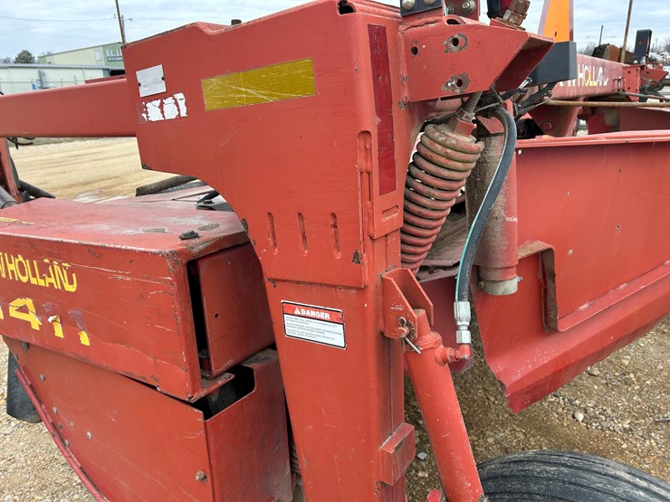 new-holland-1411-image-9