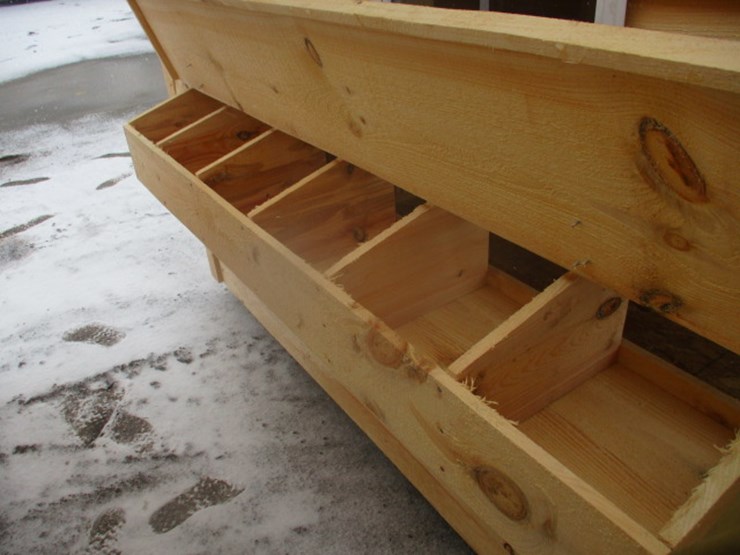 #7013-•-5x8-chicken-coop-image-7