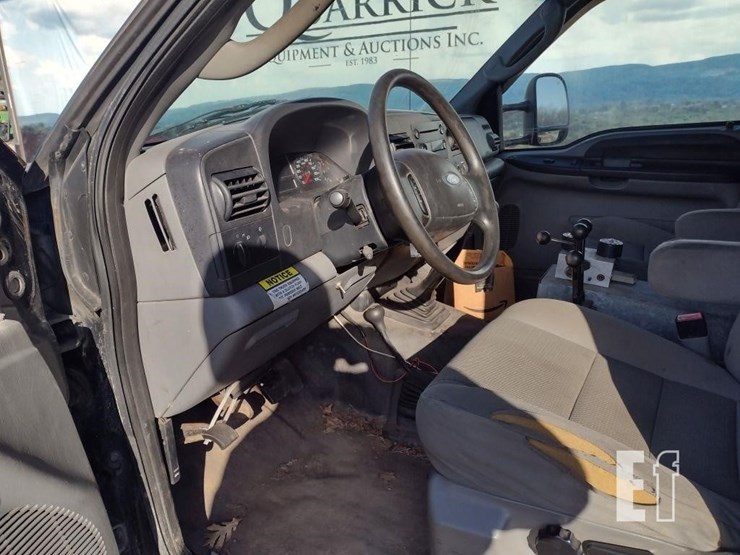 06-ford-truck^title^-image-17