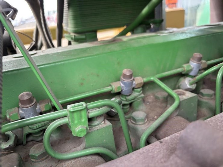 2003-john-deere-7220-image-44
