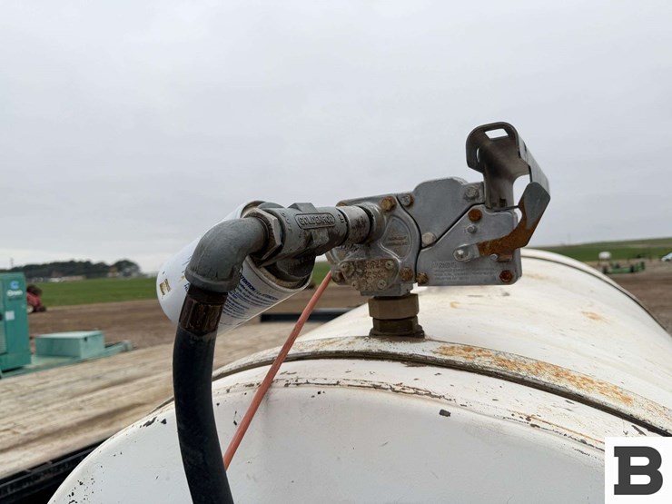 homemade-fuel-trailer-image-17