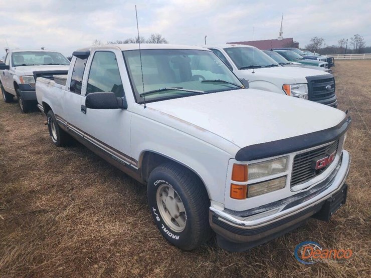1997-gmc-pickup,-s/n-2gtec19r4v1548101:-odometer-shows-315k-mi.-image-8