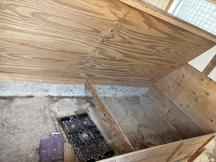 homemade-chicken-brooder-image-3