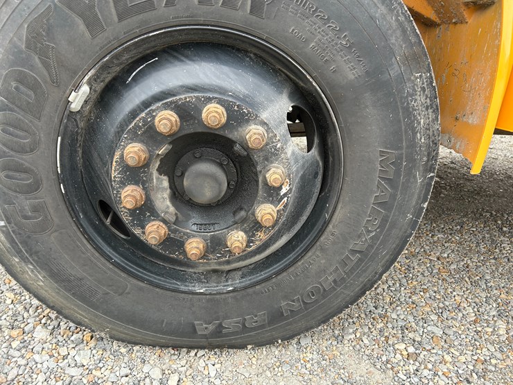 international-3800-image-4